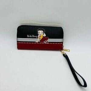 BETTY BOOP ZIP AROUND WRISTLET BLACK, RED AND GOLD HARDWARE